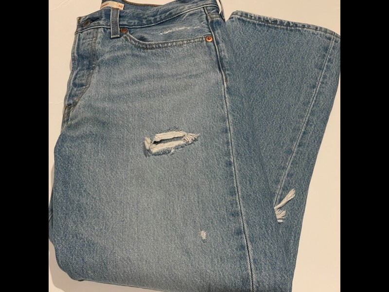 Levi's Wedgie Straight Women's 30 Blue Distressed Denim Jeans Button Fly
