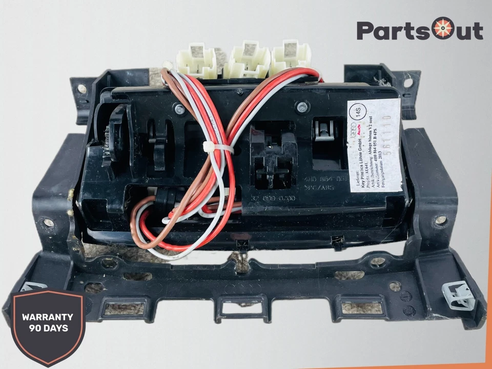 11-18 AUDI A8 QUATTRO - REAR Console Cigarette Lighter Power Outlet Assembly OEM - Imagem 4 de 4