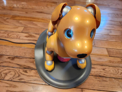Sony AIBO ERS-1000 Robot Dog Toy Caramel Color Edition