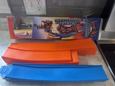 Toy Zone Tom Daniel Showrod Racing Track Set W/ Exclusive Red Baron Car