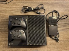 Microsoft Xbox One 500GB Console W/ 2 Controllers, Charger, HDMI Cable - Tested