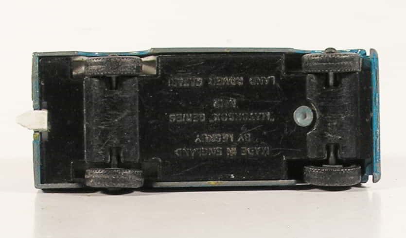 MATCHBOX 12 LAND ROVER LWB 110 SAFARI VINTAGE LESNEY 1-75 ENGLAND ATE