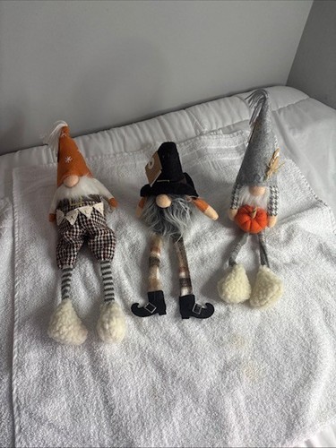 Fall Dangle Leg Gnome Shelf Sitters Set of 3 Mud Pie Brand USED Autumn Decor