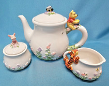NIB Simply Pooh Teapot Creamer Sugar Set Winn...