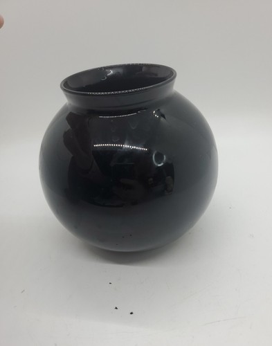 Vintage Black Amethyst Glass Ball Vase 4" Hand blown Great For Halloween - Picture 6 of 6
