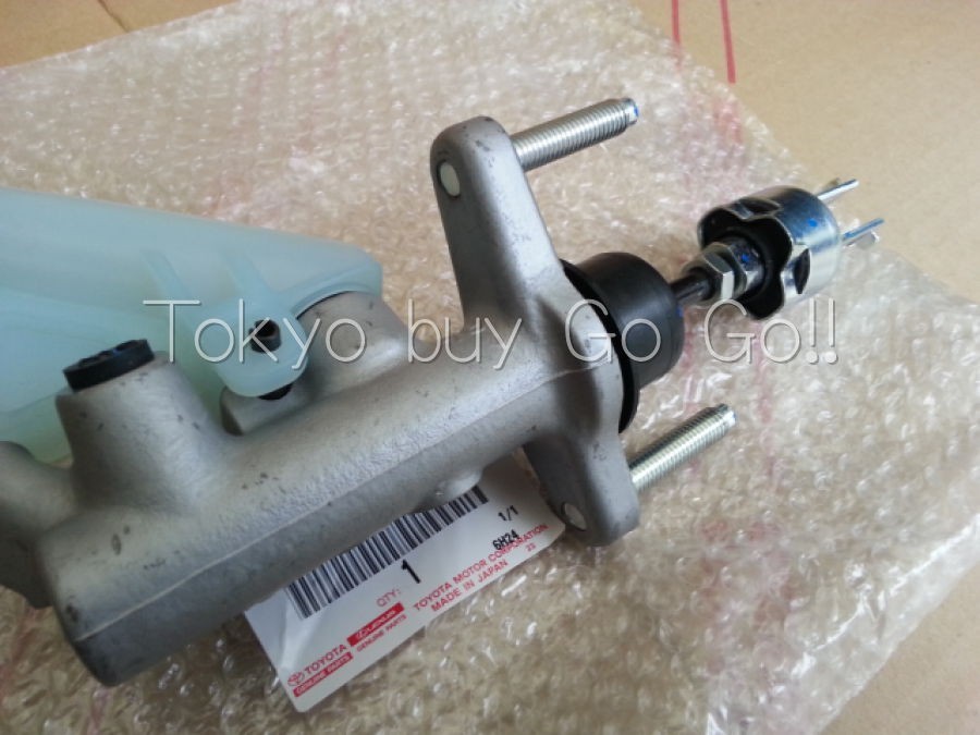 Lexus IS300 RightHand Drive Clutch Master Cylinder NEW Genuine OEM Parts eBay