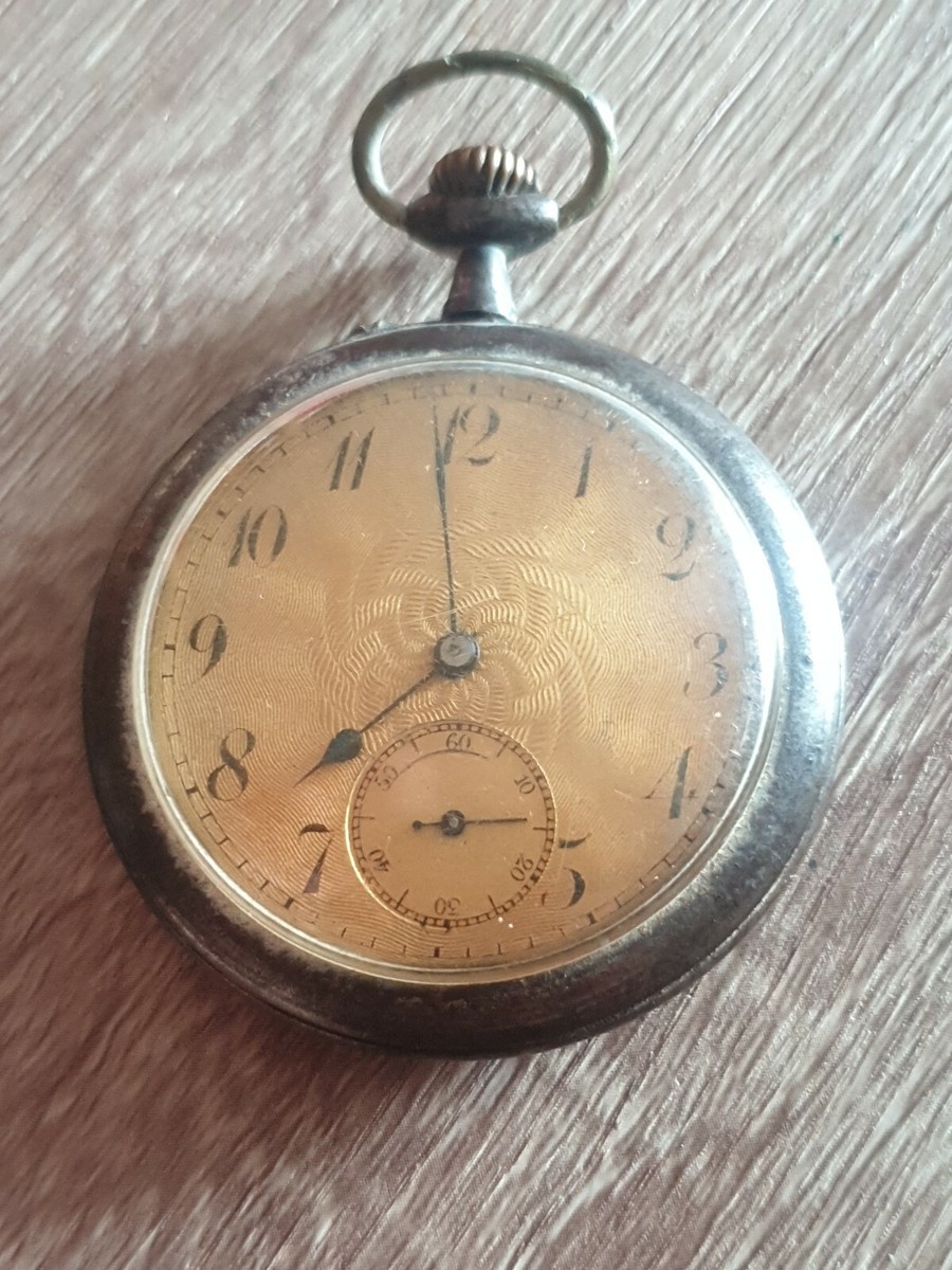 Montre Gousset Ancienne En Acier Bruni - Années 1900, Balancier Cassé - Pour Pièces