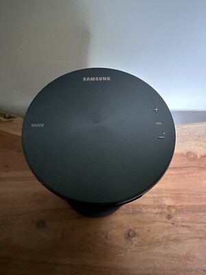 SAMSUNG WAM1500 Bluetoothワイヤレススピーカー Samsung WAM1500 Radiant360 R1 Wireless powered speaker with