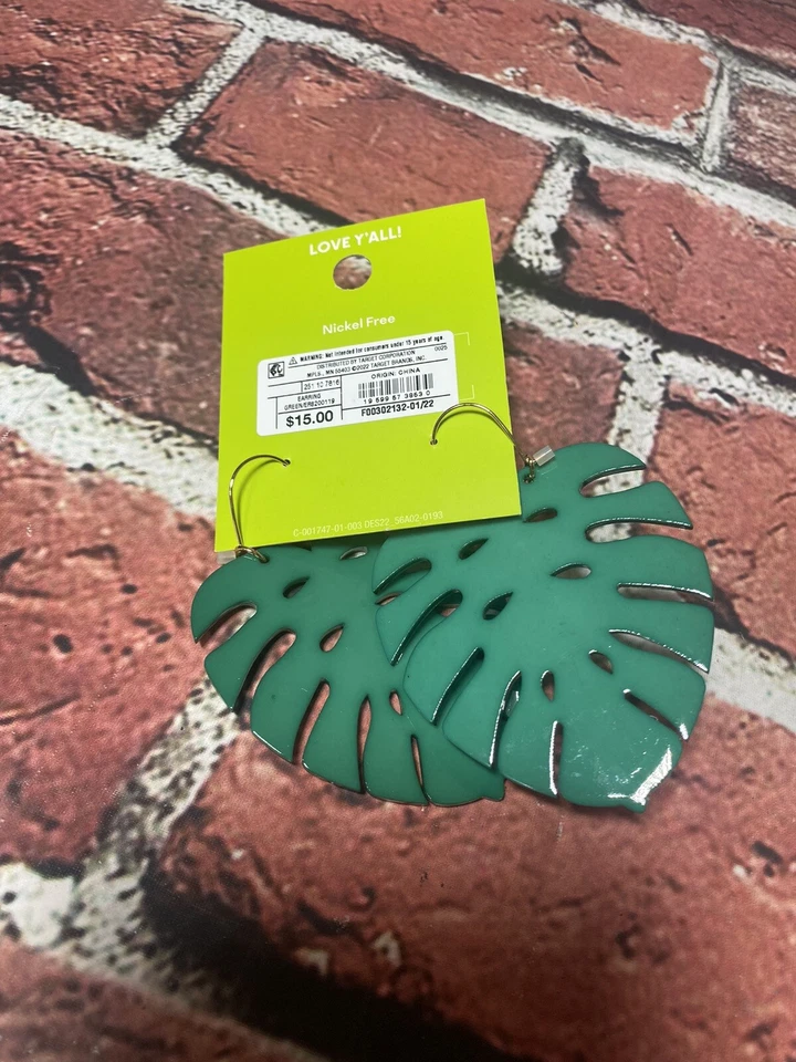 Tabitha 棕色 x 目标塑料棕榈叶吊坠耳环绿色新品 — 第 3/3 张图片