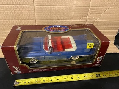 Cadillac Eldorado Biarritz 1:18 méretarányú modellautó