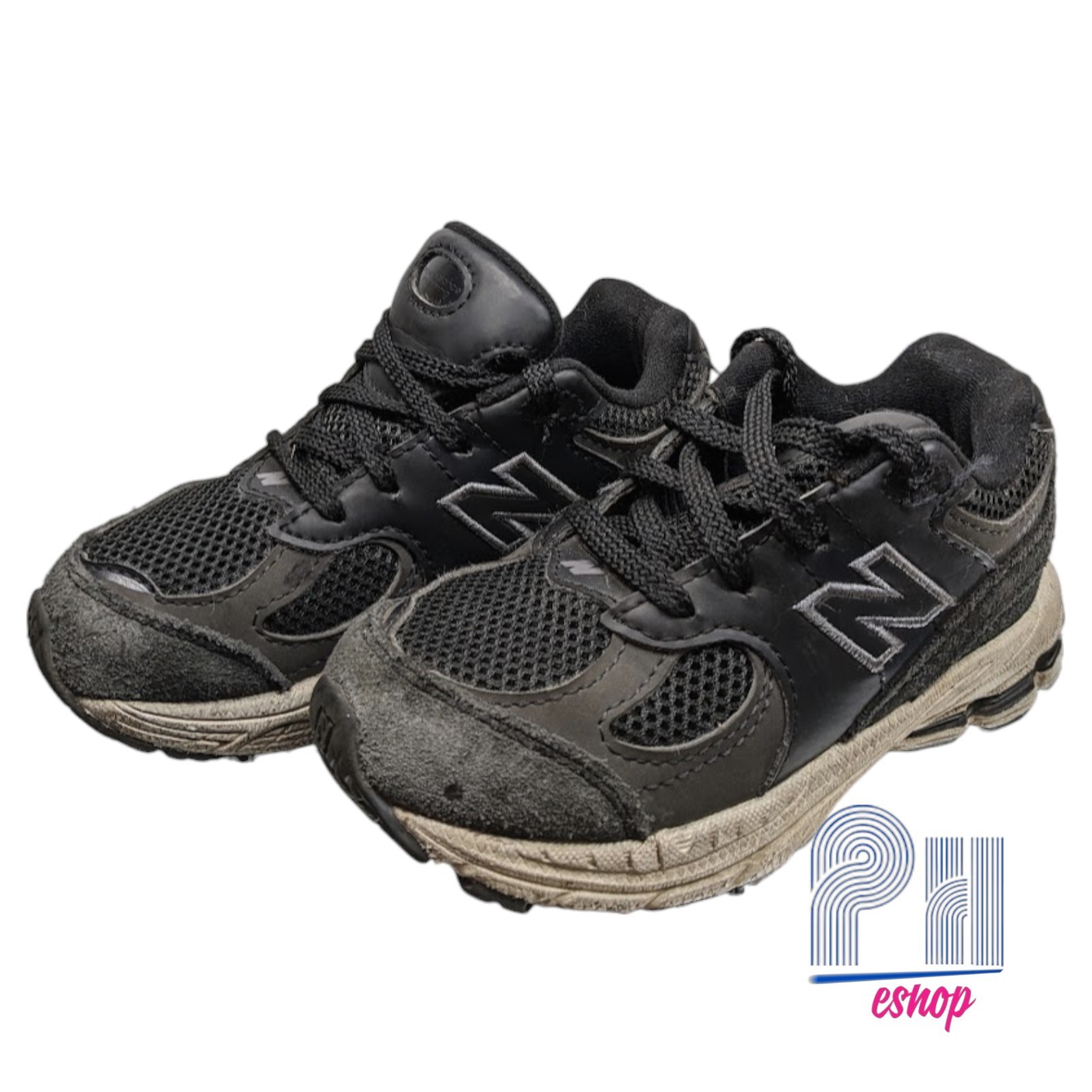 New Balance Toddlers 2002 Sneakers IC2002BK Lace Up Black Size 8