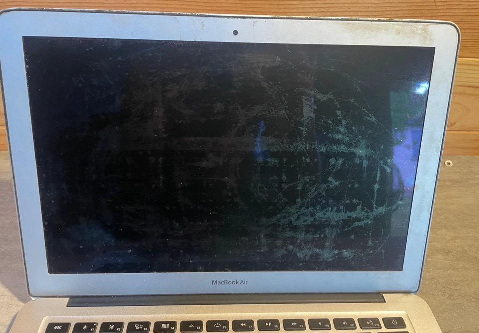 Ordinateur APPLE MACBOOK AIR A1369 EMC 2469 pour pièces (2) - Photo 2/4