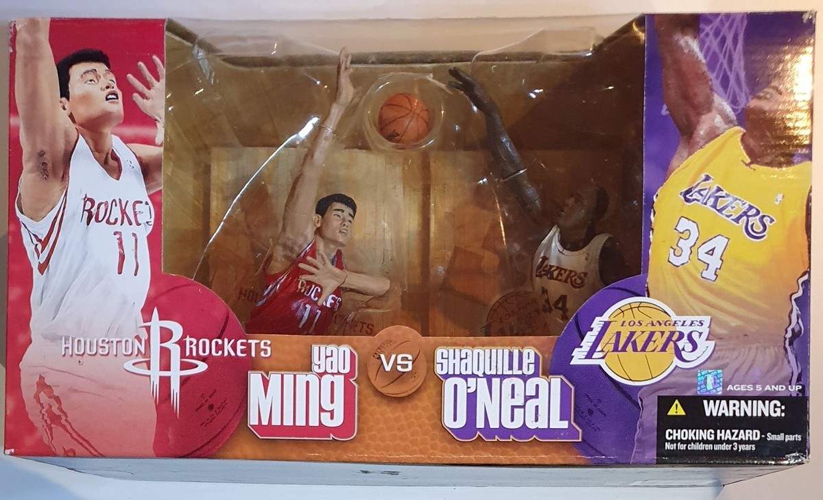 2004 McFarlane Shaquille O'Neal vs Yao Ming Figurine - 2 x Sealed
