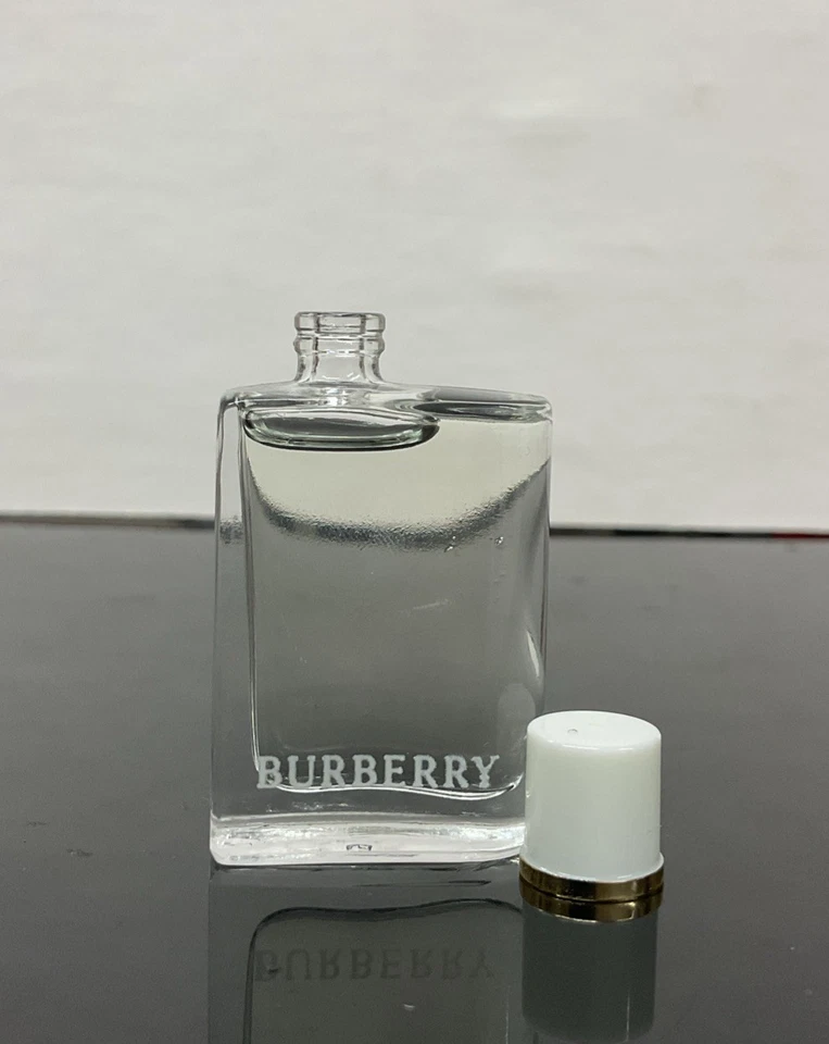 Burberry For Her Eau De Toilette Mini Splash 0.16 Fl Oz, As Pictured. - Image 4 of 4