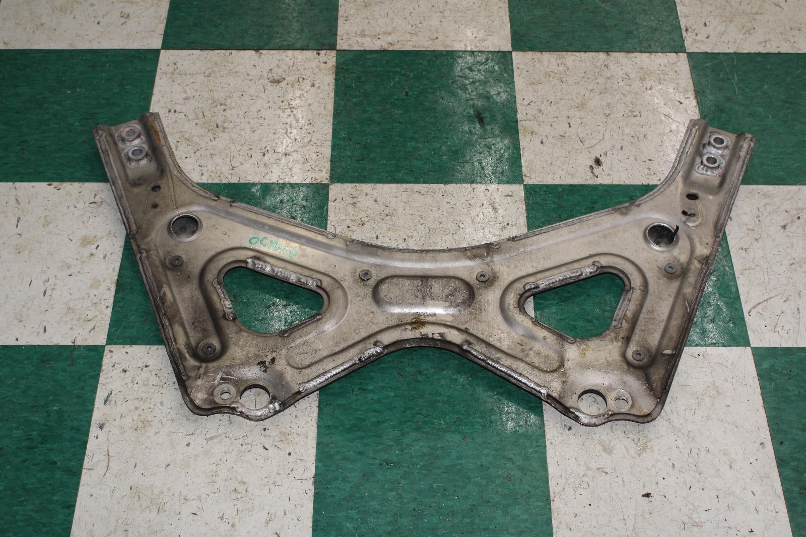 Maserati Ghibli 2014-2017 Front Strut tower brace