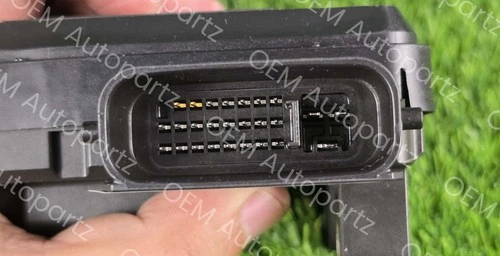 Toyota ES350 2007-2009 Transmission Control Computer Module 89530-33133 Oem used - Picture 9 of 13