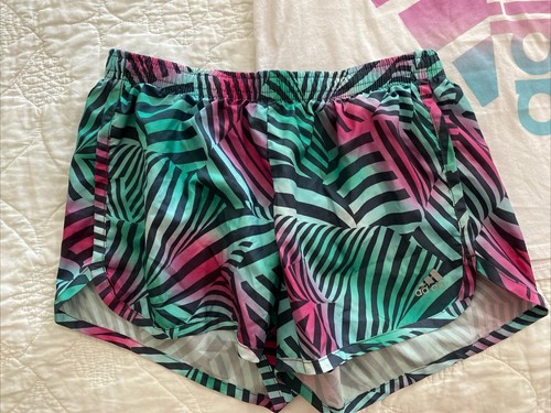 Girl's adidas Shorts & T-Shirt Outfit, Medium (10/12) - Picture 3 of 4