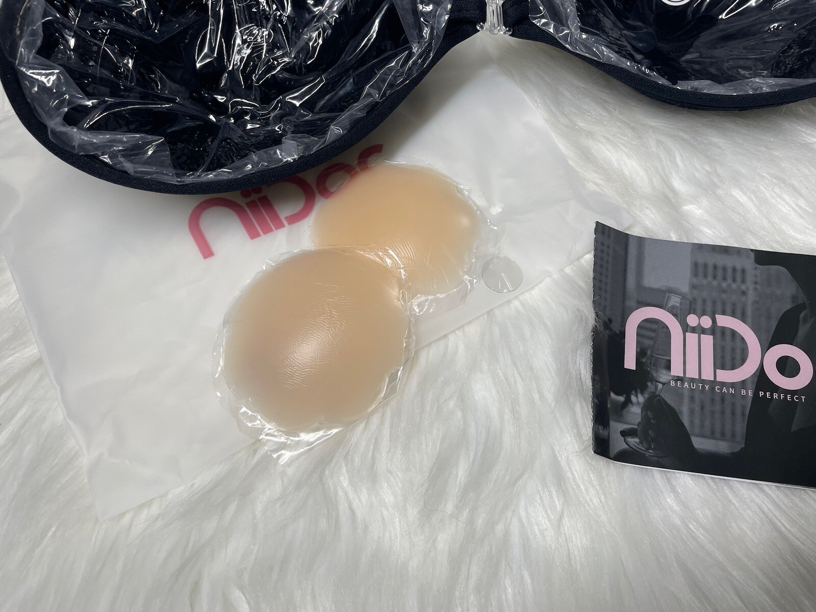 Niidor Silicone Strapless Adhesive Bra For Size D Bra Sexy Lace Front