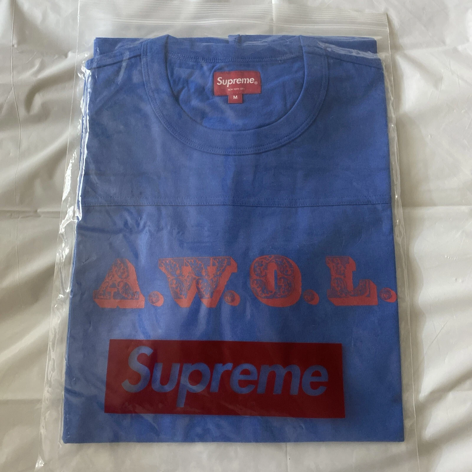NEUF AUTHENTIQUE Supreme New York SS19 AWOL Top Tee Shirt BLEU MOYEN RARE