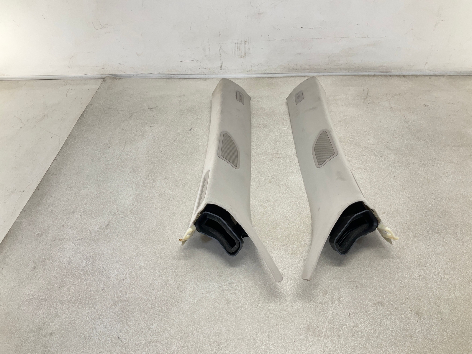 17-20 MASERATI Levante Interior Front Left & Right A-Pillar Trim CM