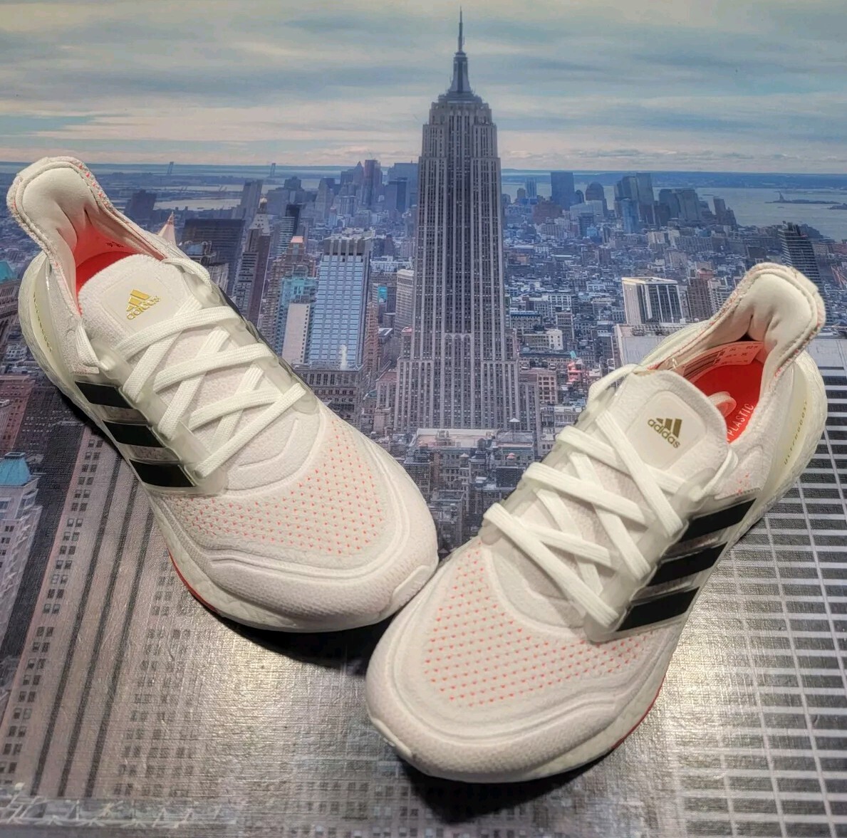 アディダスultraboost 21wウルトラブースト 21W S23840 adidas