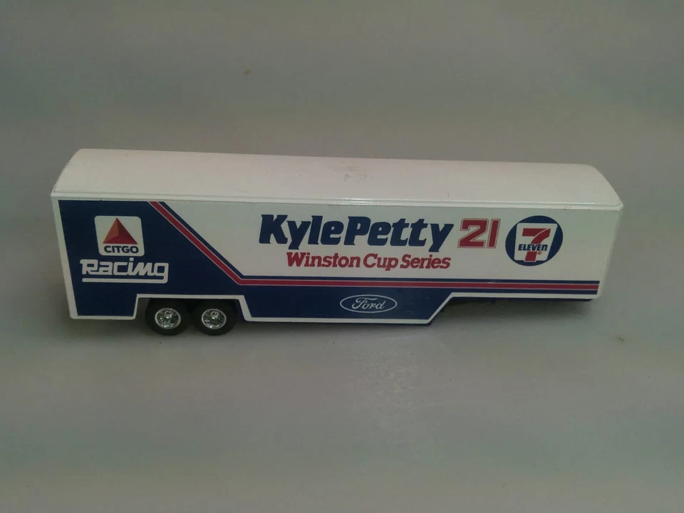 Kyle Petty Winston Cup Series Racing Trailer ERTL 8 inch Citgo 7Ford Diecast - Image 3 of 4