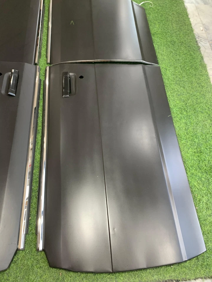 Toyota Corolla 1980-83 vagón/4 puertas ke70 - ke75 - ae7 cubiertas/paneles puertas traseras Foto 3 de 4