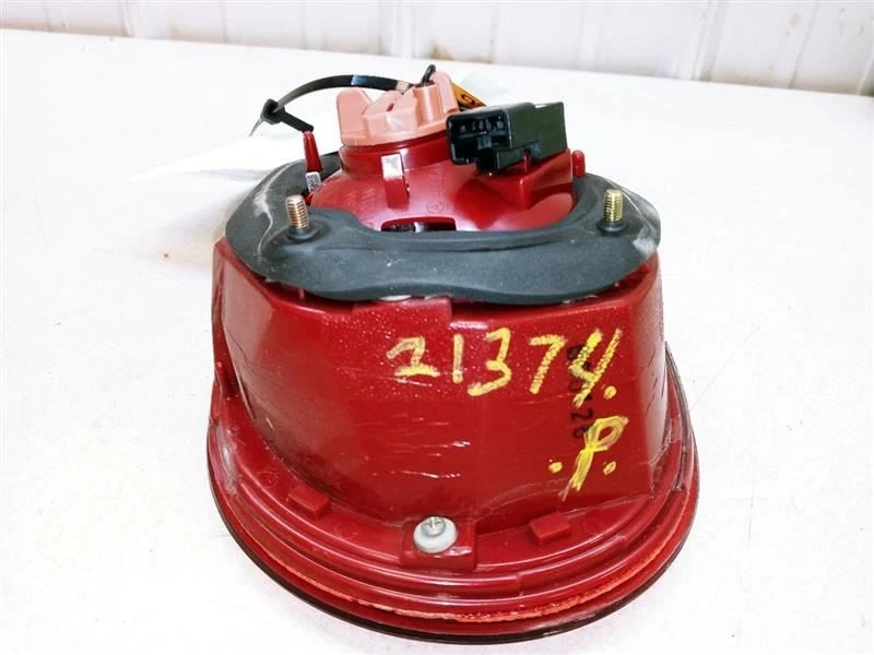 2004 2005 2006 KIA AMANTI ПАССАЖИРСКИЙ ПРАВЫЙ ВНУТРЕННИЙ ЗАДНИЙ ФОНАРЬ ЗАДНИЙ ФОНАРЬ OEM - Изображение 3 из 4