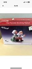 Vintage Revolving Musical Santa Claus & Mrs Claus Musical Figurine Artmark 1995