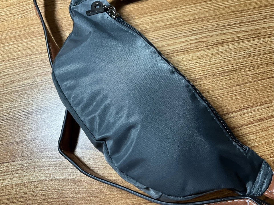 Riñonera Picard de nailon negro  Foto 4 de 4