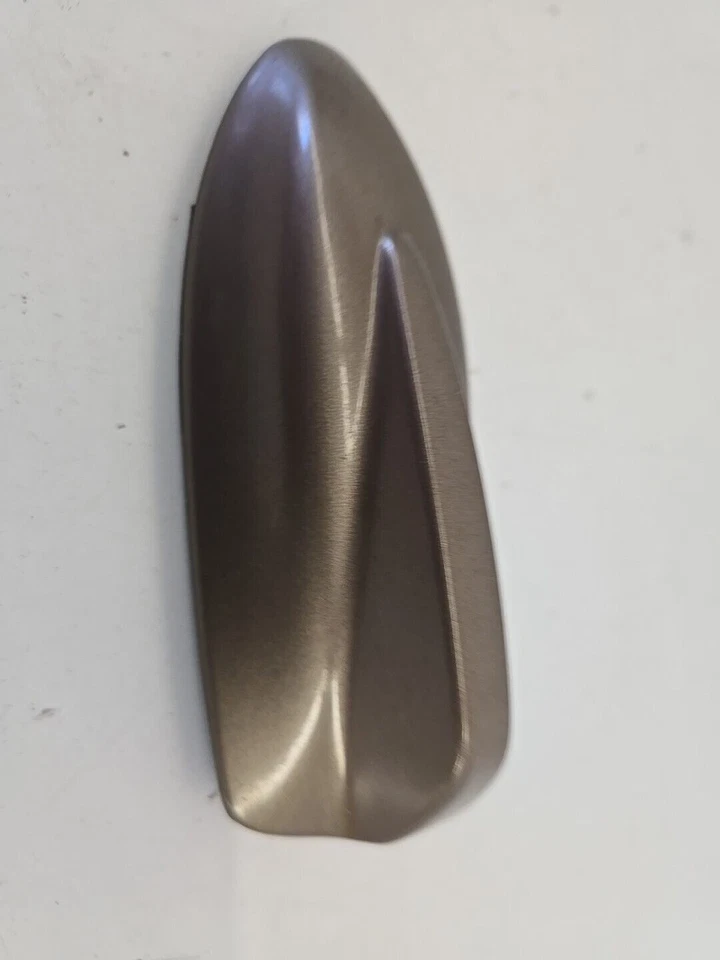 2010-2017 Volvo Xc60 Roof Antenna 31409875 31210328 39850858 - Seashell Metallic - Image 2 of 4