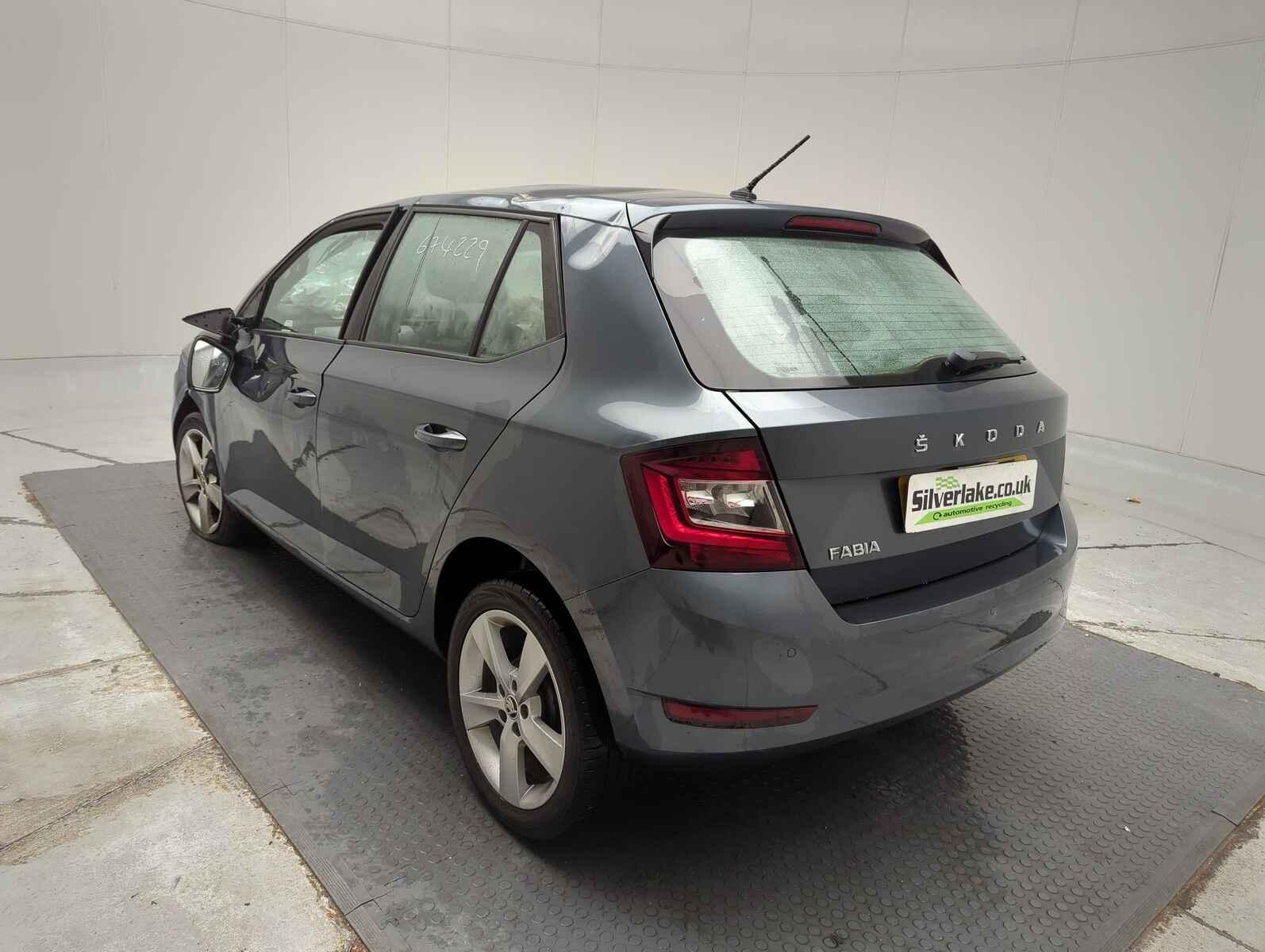 SKODA FABIA Gearbox 2016-2022 DKLD RDE2 1.0L 5 Speed Manual QTS 