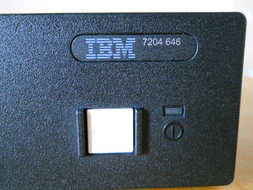 IBM 7204-626 146 GB externes Festplattenlaufwerk LVD RS6000 pSerie unbenutzt - Bild 2 von 12