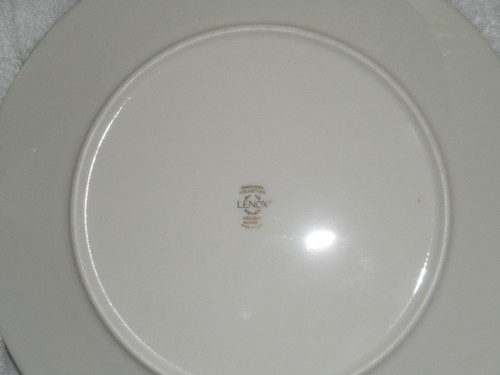Lenox China Holiday Dimension Set of 4 Dinner Plates EC - Picture 3 of 3