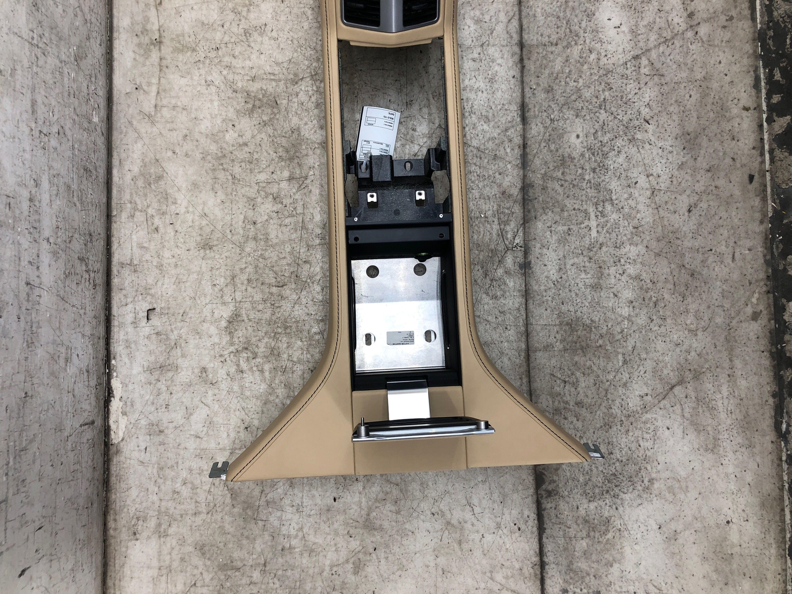 ASTON MARTIN RAPIDE FRONT CENTER CONSOLE COMPARTMENT BEIGE LEATHER OEM