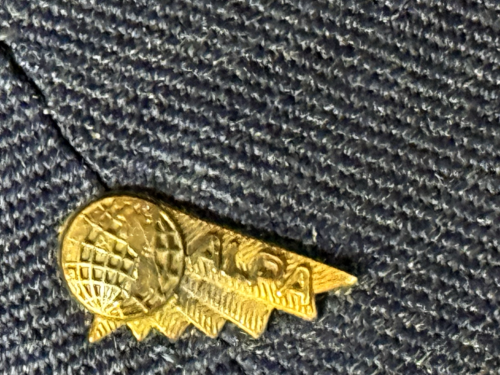 Vintage NORTHWEST AIRLINES U.S.AIR MAIL PILOTA UNIFORME E CAPPELLO con INSEGNE E NOME - Foto 5 di 24