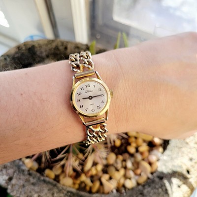 Vintage Swiss Chateau Gold Chain Watch