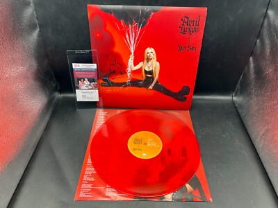 直筆サイン アヴリル・ラヴィーン Love Sux Avril Lavigne Signed Autograph Love Sux Red Vinyl Album Urban