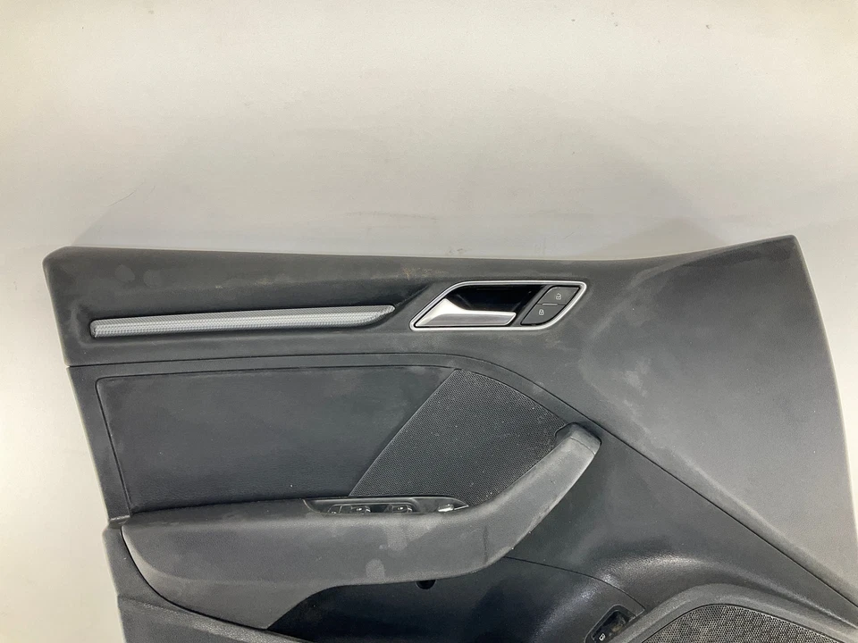 16-18 AUDI A3 Hatchback E-Tron Interior Conductor Delantero-Puerta Izquierda Panel de moldura CM Foto 4 de 4