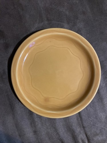 7.25” Cantina Syracuse Yellow Wavy Saucer Plates 29-A-13 Set Of 4 - Picture 7 of 10
