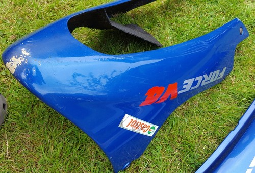 Honda VFR400Z NC21 Naked Motorbike Model Blue Fairings set - Picture 6 of 9
