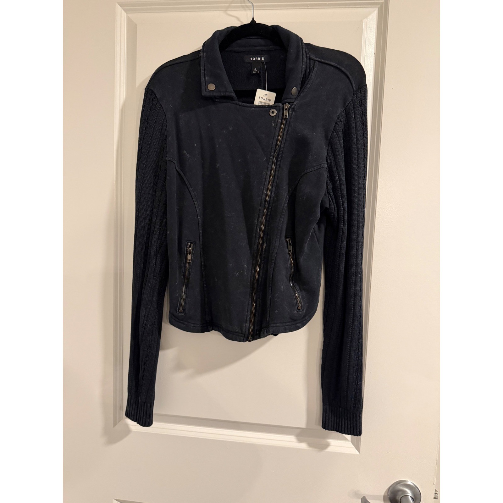 Torrid Knit Sleeve Moto Jacket Black Zip Front Stud Detail Women's Size 0