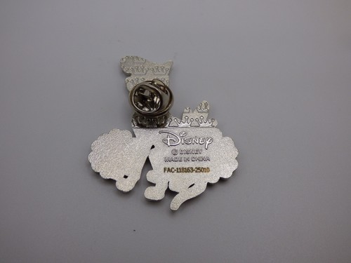 Disney Pin Trading - Loungefly - Paquete Misterioso Floral Gatos y Perros - Pongo - Imagen 4 de 5