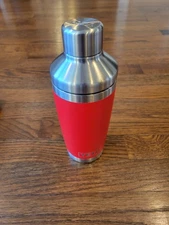 Yeti Rambler 20oz Cocktail Shaker Stainless Steel - Rescue Red