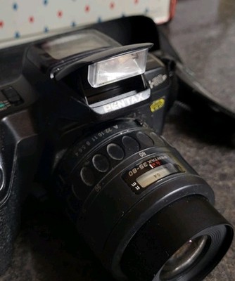 Pentax Z-50P 35mm Film Camera with Pentax Zoom 35–80mm Lens