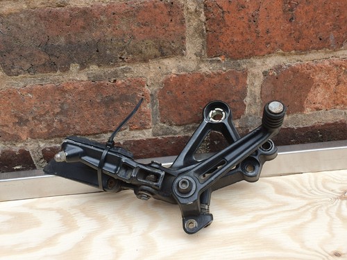 KTM DUKE 125 2017-2022 KTM DUKE 125 2022 Front Right Side Footrest Foot Rest - Picture 10 of 13