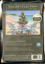 Dimensions Gold Collection Petites CHRISTMAS ON THE BEACH Cross Stitch Kit