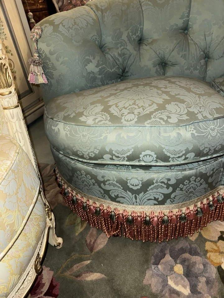 Lindo estofamento de sofá antigo vintage Tuff turquesa com acabamento rosa - Imagem 3 de 4