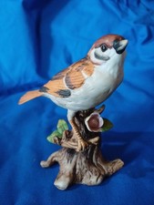 Tree Sparrow Bird Perched on a Branch Figurine Porcelain Hand-painted 11.5cm