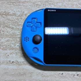 Sony PS Vita PCH-2000 Aqua Blue Console Box Near Mint Japan 8868